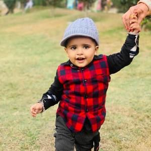 Meet your Posher, Harpreet